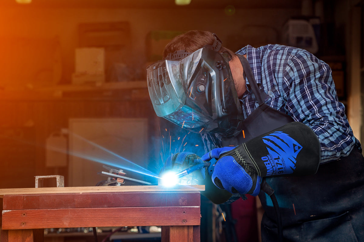 KameLo 917-L welding gloves detail