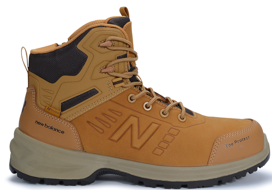 New Balance Calibre Boot (4E)